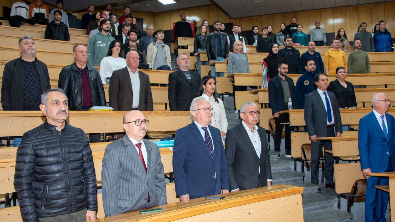 Selçuk Üniversitesinde “Kimlik ve Aidiyet” paneli düzenlendi